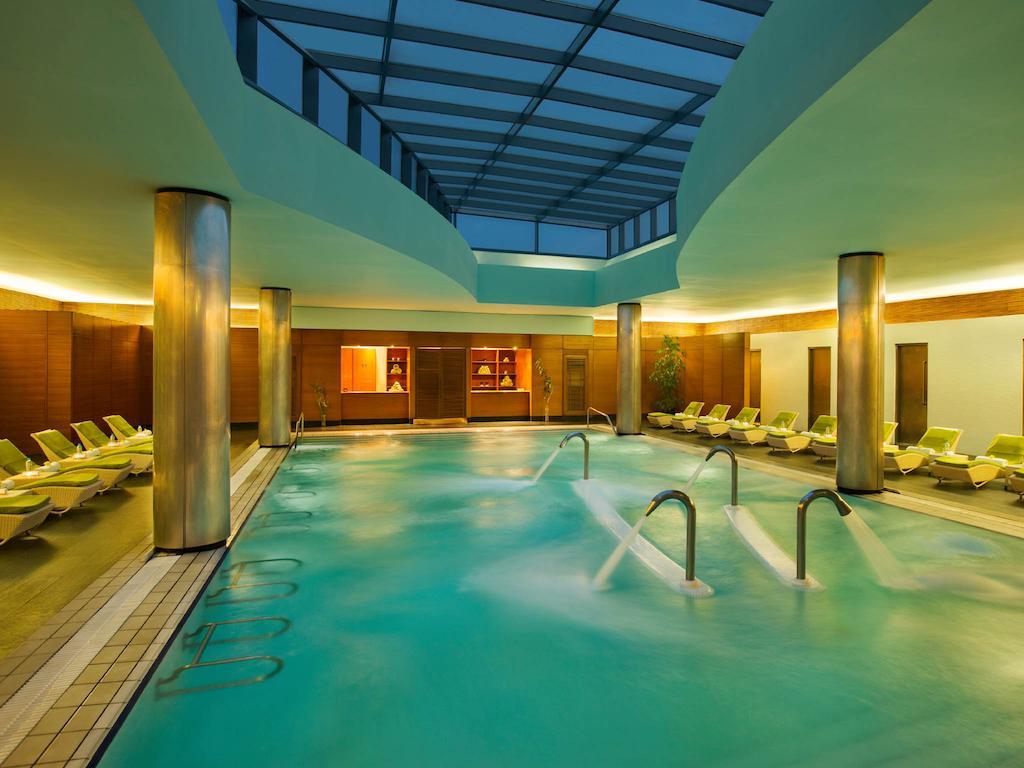 ザ リージェンシー ホテル クウェート エクステリア 写真 The spa at the InterContinental Wien